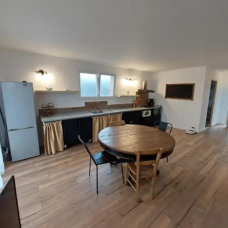 Maisonnette Individuelle Hébergement de vacances Figarol